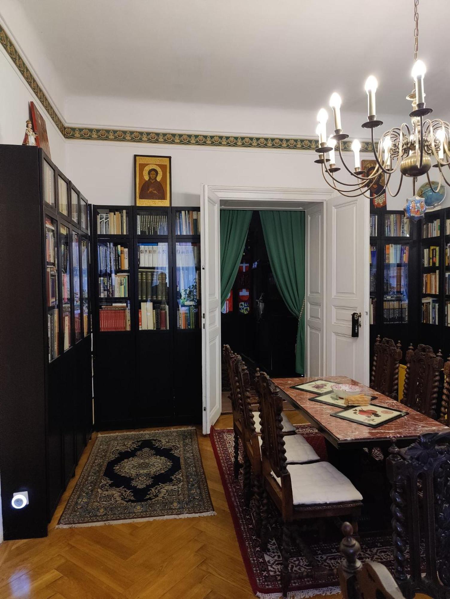 Отель Luxury Near Castle Вена Экстерьер фото